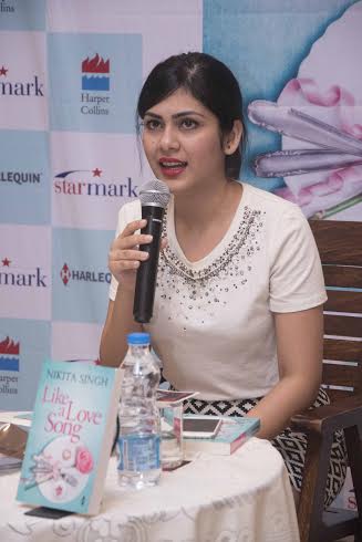 Kolkata: Nikita Singh launches â€˜Like a Love Songâ€™ at Starmark