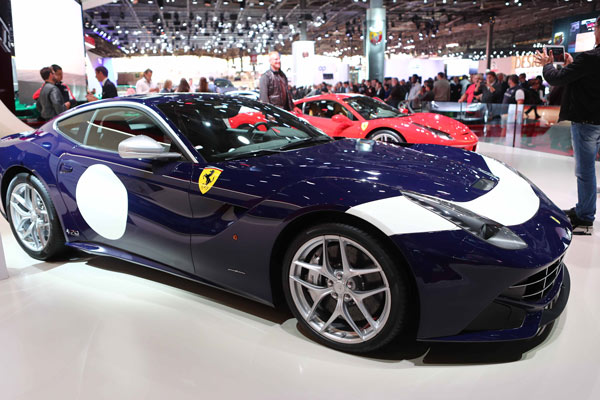 Paris Motor Show captures hearts