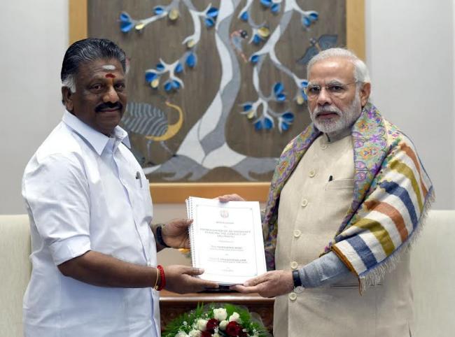 The Chief Minister of Tamil Nadu, O. Panneerselvam calling on the Prime Minister, Narendra Modi