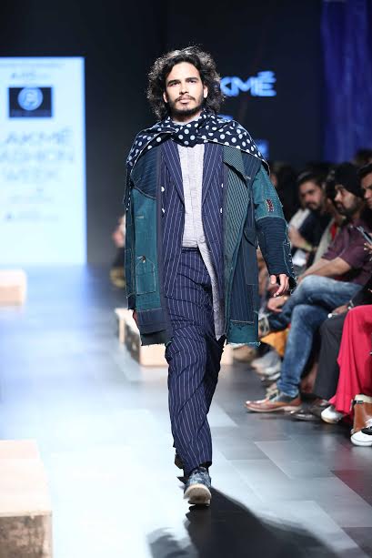  LFW: Models walk the ramp for designer Rajesh Pratap Singh