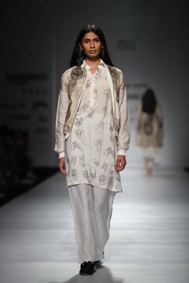 Aartivijay Gupta showcases her collections at Amazon India Fashion Week