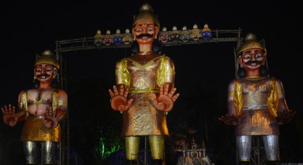 60-feet-tall Ravana burnt on Dussehra in Kolkata's Salt Lake