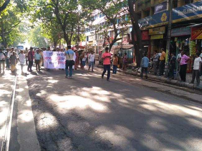 Kolkata: Human rights bodies hold protest march against ban on rallies at College Square
