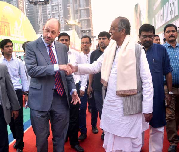 Kolkata hosts mega trade fair until Dec 25 