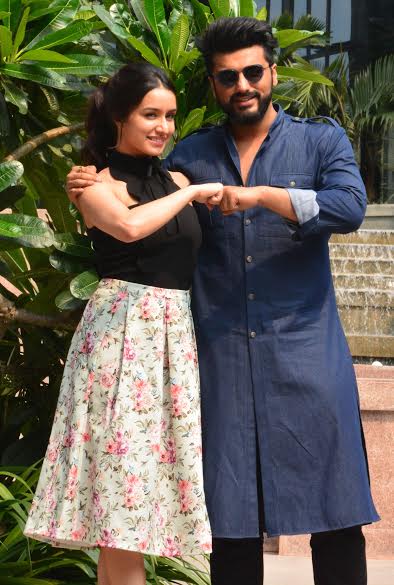 Shraddha Kapoor, Arjun Kapoor visit Kolkata, promote Half Girlfriend 