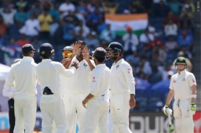 Australia bundles out India for 105 runs on second day of first cricket test match 