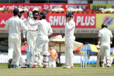 Ind vs Aus: Gritty Smith helps Australia go past 400-run mark