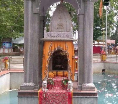 Kashmir celebrates Kheer Bhawani Mela
