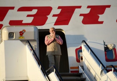 PM Modi arrives in Hamburg, G 20 summit starts today