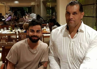  Virat Kohli meets the Great Khali, shares picture on social media