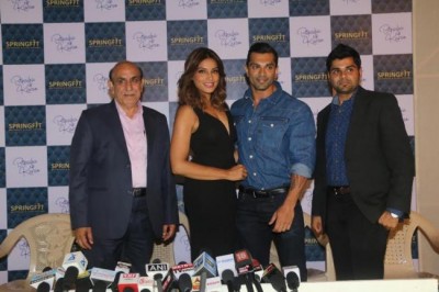 Our relationship's key fundamental foundation is friendship: Bipasha Basu to Karan