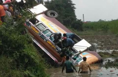West Bengal bus mishap kills eight