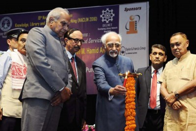 Vice President greets people on Makar Sankranti and Pongal 