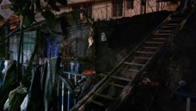 Kolkata: Fire breaks out outside Jadavpur University campus