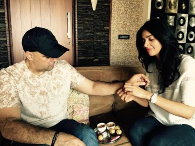 Indian celebrities wish fans on Rakshabandhan