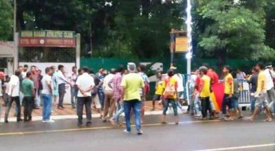 Kolkata: Mohun Bagan club's Maidan tent allegedly attacked by East Bengal supporters, complaint lodged