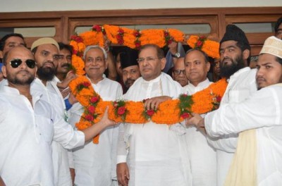 Is JD(U) heading for a split?