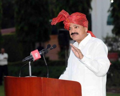 Doctor wants his son to be a doctor, but why a farmer desperate for his son to be a Class-IV employee, asks Naidu 