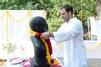 Rahul Gandhi promises farm loan waivers if his party is voted to power in upcoming Gujarat assembly election