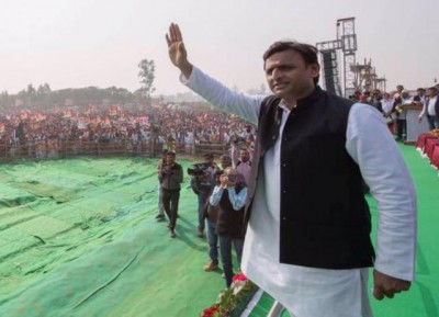 Samajwadi Party elects Akhilesh Yadav as chief for five years