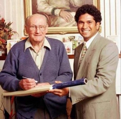 Sachin Tendulkar wishes late Australian cricket legend Don Bradman on his birthday, posts photo on Twitter