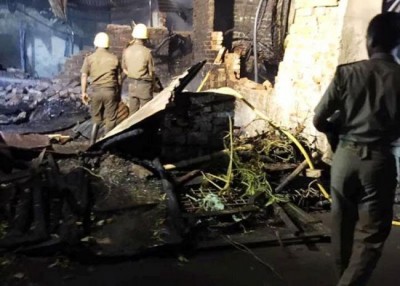 Kolkata: Loud explosion reported near Charu Market