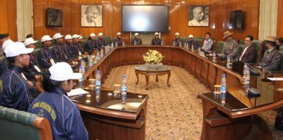 Manipur students call on Union Minister Kiren Rijiju in Delhi