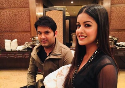 Firangi stars Kapil-Ishita click picture, share on social media