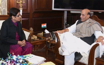 Kiran Bedi meets Rajnath Singh