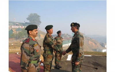 Army Commander visits Manipur to review security situation