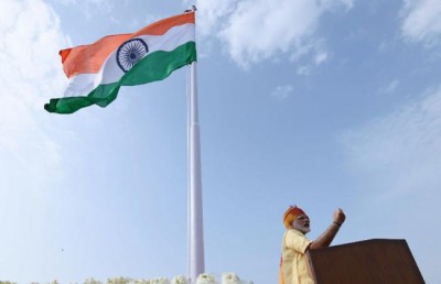 Kashmir Mirwaiz welcomes Modi's speech on Kashmir