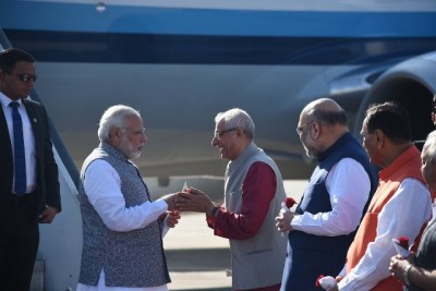 PM Modi in Gujarat with Amit Shah for swearing-in of Rupani and ministers