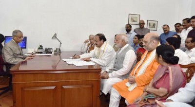 M. Venkaiah Naidu files nomination for VP elecions
