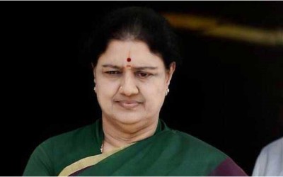 Sasikala returns to Bengaluru jail after five-day parole