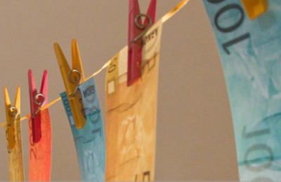 In wake of â€˜Paradise Papersâ€™ leak, UN experts urge States to take action against corporate tax fraud