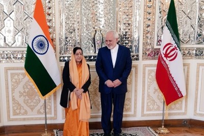 Sushma Swaraj meets Iran Foreign Minister Javad Zarif