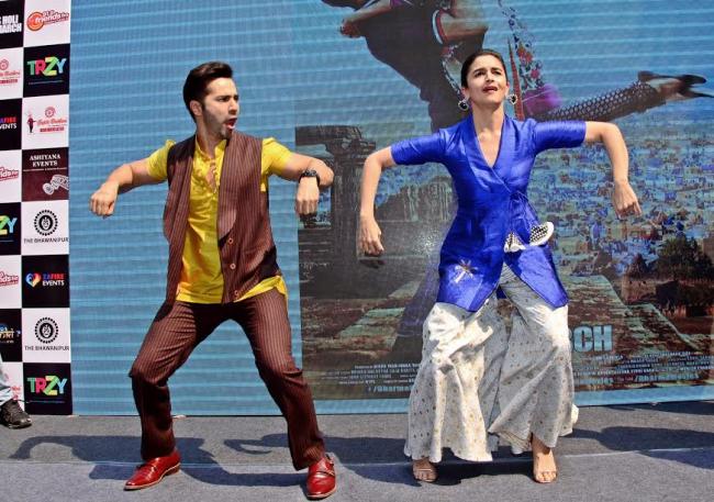 Alia, Varun promote Badrinath Ki Dulhaniya in Kolkata