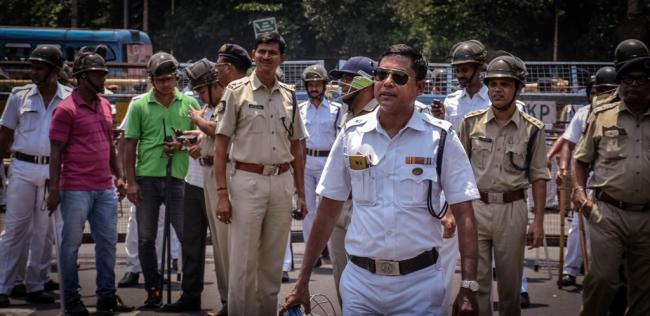 Glimpse: Lefts hold protest March to state secretariat Nabanna, clash with police