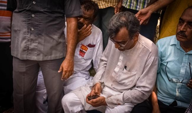 Glimpse: Lefts hold protest March to state secretariat Nabanna, clash with police