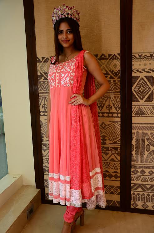 Kolkata: Actors Abir, Mimi and Soham glam up FBB flagship store launch