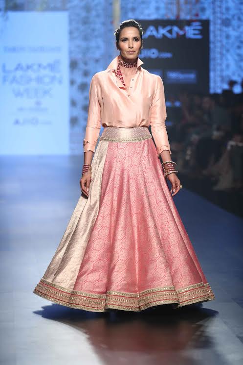 LFW day 4: Designer Tarun Tahiliani displays his collection