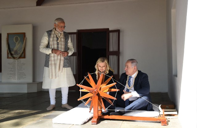 Netanyahu visits Sabarmati Ashram