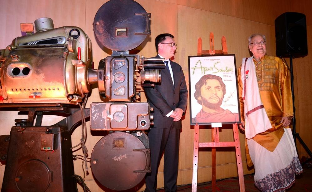 Soumitra Chatterjee receives Legion of Honours