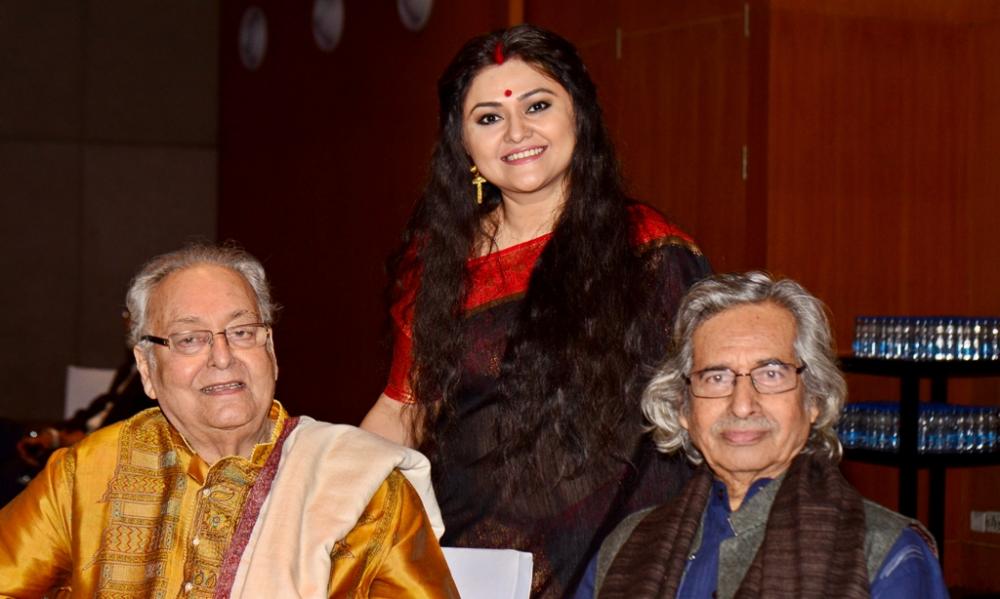 Soumitra Chatterjee receives Legion of Honours
