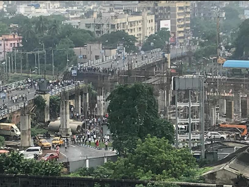 Several feared dead as major bridge collapses in Kolkata, rescue ops underway