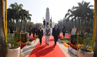 Israel PM Netanyahu visits India