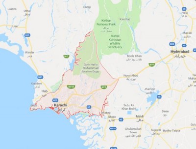 Pakistan: Karachi woman directed to shun Hijab at work or resign, sparks social media storm