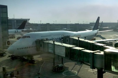 Improved economic conditions boost air-traveller numbers worldwide â€“ UN agency  