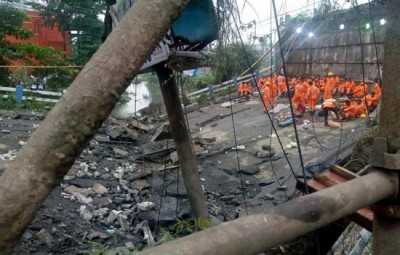 Kolkata bridge disaster: Calcutta HC grants permission to file PIL, police lodge suo motu FIR