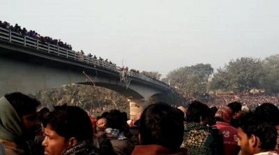 Bengal bus mishap: Death toll rises to 5, rescue ops underway, state announces compensation